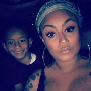 Meet your Posher, Nadine